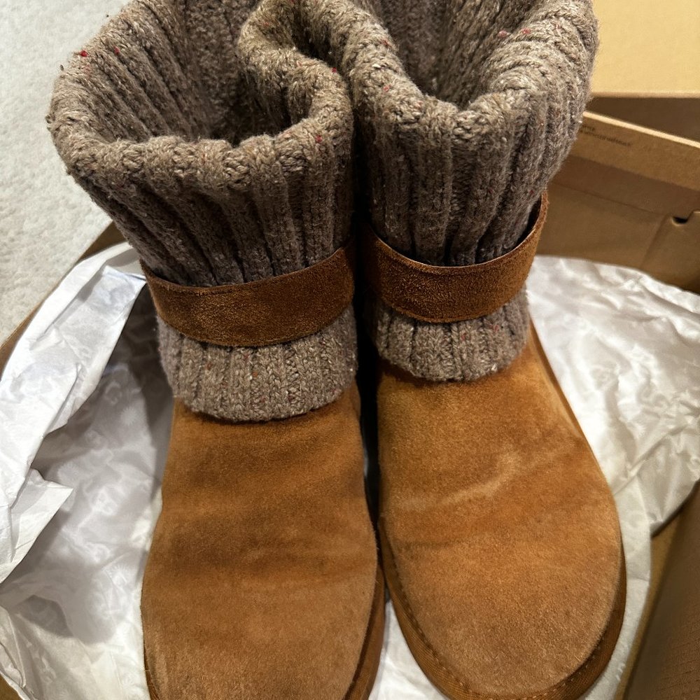 Ugg Women's Boots Size 9